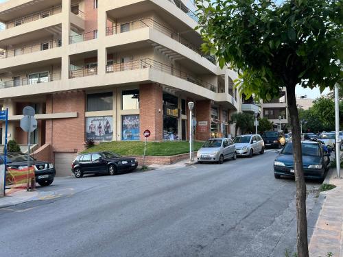 Beautiful place - Walk to city center and markets.