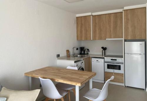 Dapur atau dapur kecil di Apartaments Les Dunes