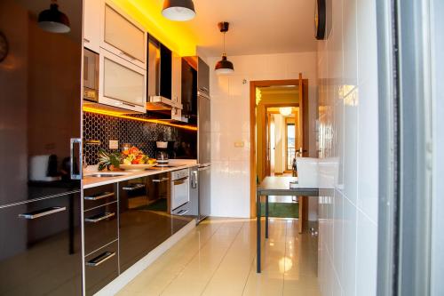 Dapur atau dapur kecil di Bienvenido a LaPerla Premium, exclusivo ático con vistas en el corazón de las Rías Baixas