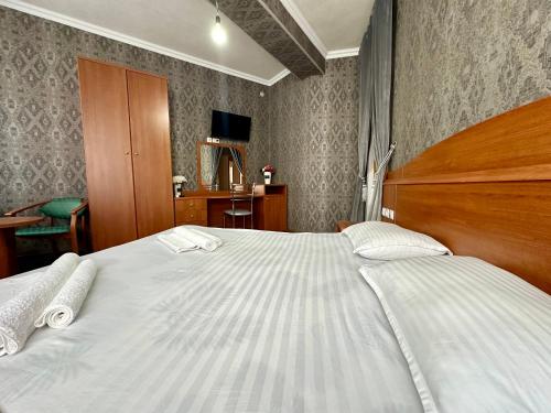 Llit o llits en una habitació de COMFORT iNN