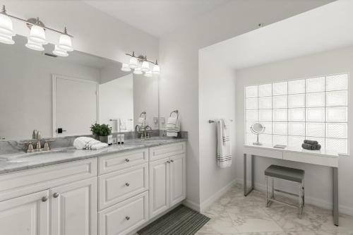 Η κουζίνα ή μικρή κουζίνα στο 485 Marco