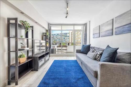 HDFM Collection - Yumbo Paradise