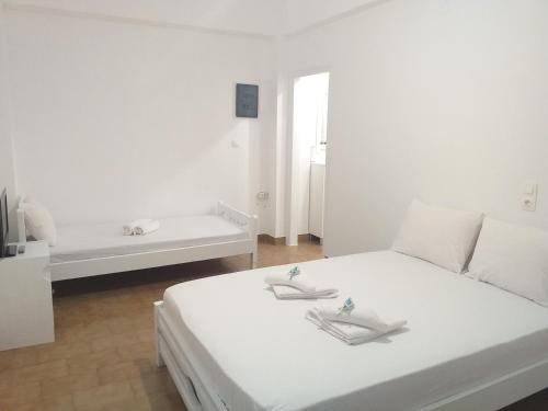 Saint Anargyroi apartment