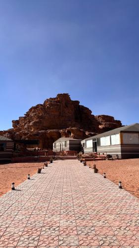 Gambar di galeri bagi Wadi Rum Moon di Wadi Rum