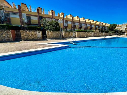 Chalet adosado a escasos metros de la playa - Villa Arena