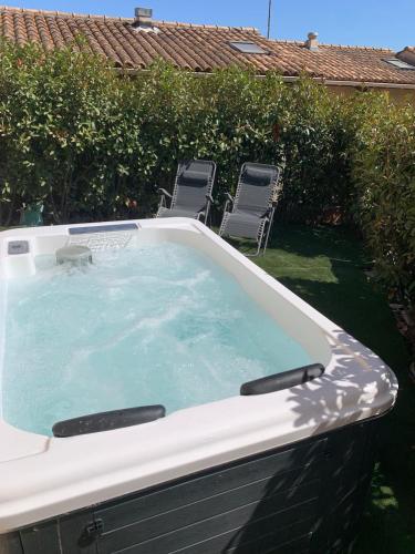 Mini Villa Jardin Jacuzzi, Vue mer, 300m des plages