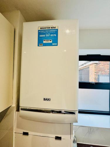 Luxury 5BR Stay With City Access photo 19