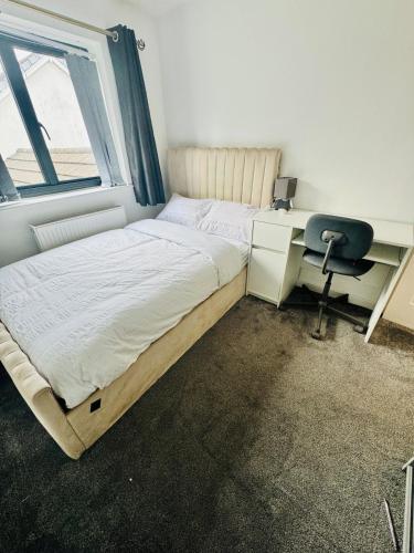 Luxury 5BR Stay With City Access photo 40