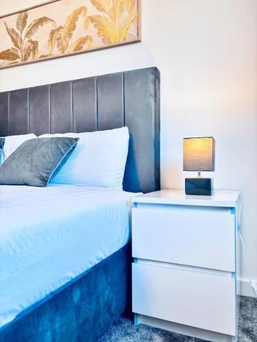 Luxury 5BR Stay With City Access photo 46