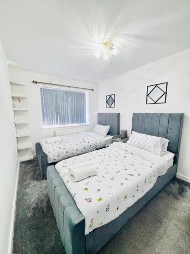 Luxury 5BR Stay With City Access photo 50