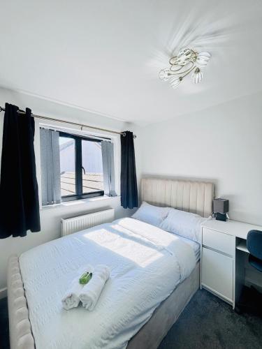 Luxury 5BR Stay With City Access photo 55