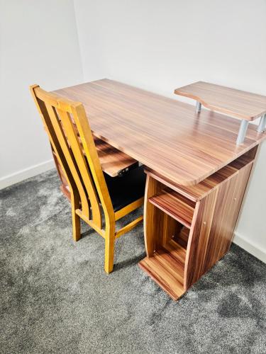 Luxury 5BR Stay With City Access photo 59