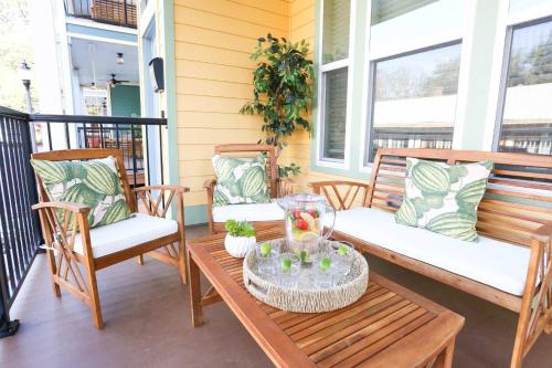 Balcon ou terrasse dans l'établissement The Botanical Suite Newly Built Upscale Central