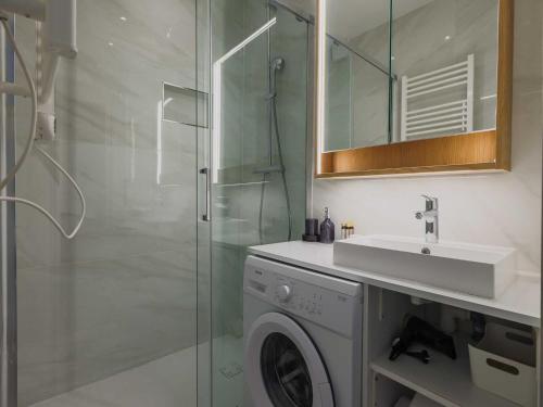 Modern apartment -1BR-3P-Ternes