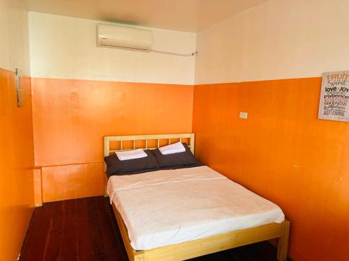 Gallery image of LLB Travellers Inn & Bistro in Loboc