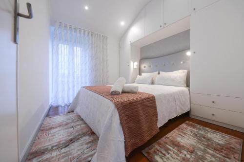 Dina House