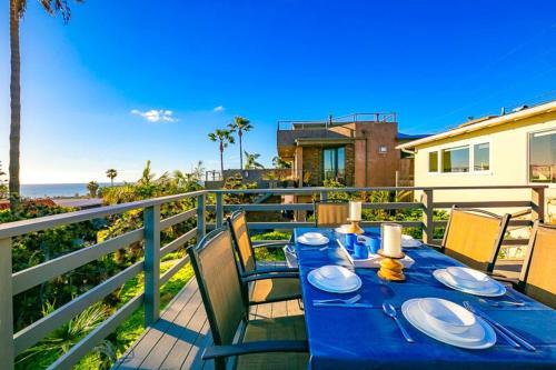 Fotografie z fotogalerie ubytování Ocean Views Walk to the Beach with King Suite v destinaci Encinitas