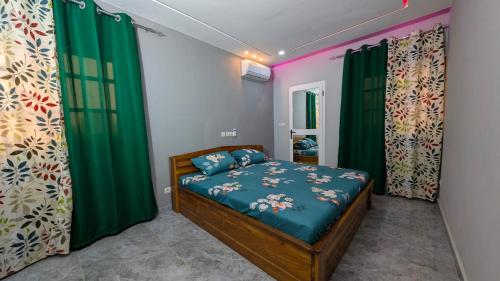 Una cama o camas en una habitación de City delight
