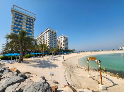 Pacific Paradise - Marjan Island