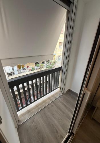 Pagrati Luxury Gray Studio-Chremonidou street