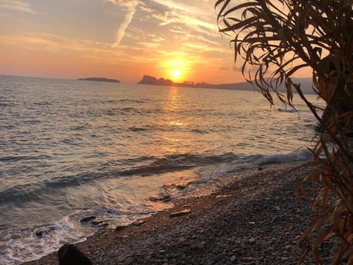 Studio accès calanque