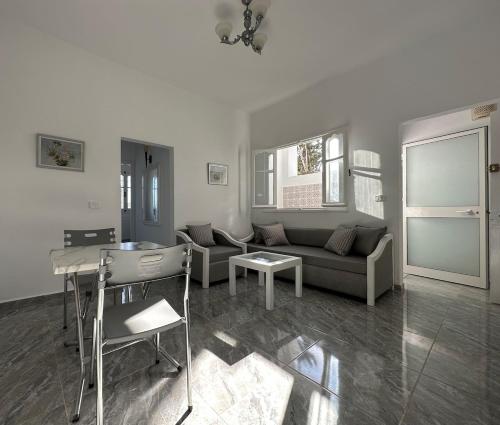 Grand appartement une chambre 3 mins de la plage 3 hammamet nord
