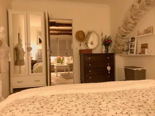 Photo de la galerie de l'établissement Provence Romantic Home - Heart Historical Village, à Besse-sur-Issole