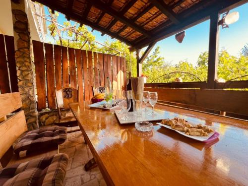 House with garden and terrace