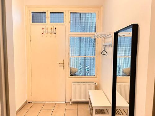 Charming Loft for 4 Guests in Vienna 20