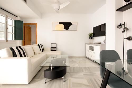 Monsalves Patio, céntrico y con garaje gratis