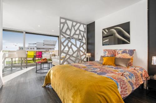 Blue Horizon Heliopolis