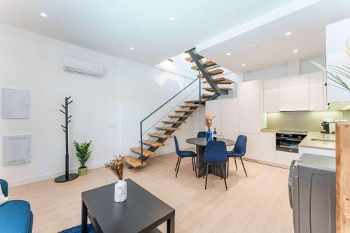 Stylish 3BD with Rooftop Jacuzzi - Las Artes