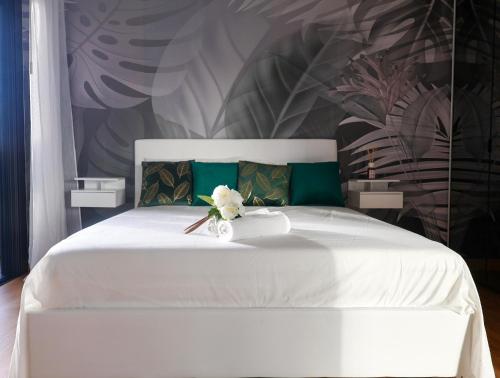 Jungle Suite and Parking