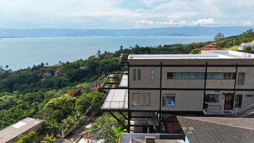 Landskap semula jadi dekat dengan rumah tamu ini