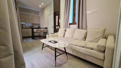 Suspiro 202 Elegant Suite