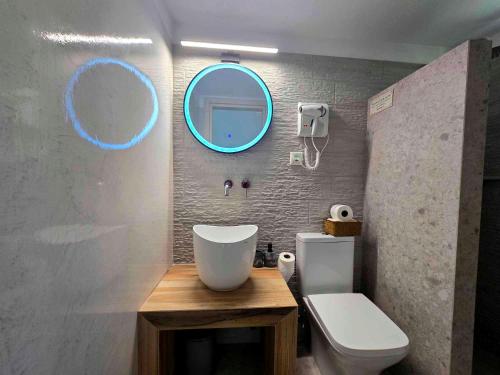 Ein Badezimmer in der Unterkunft Papafotis Apartments & Suites