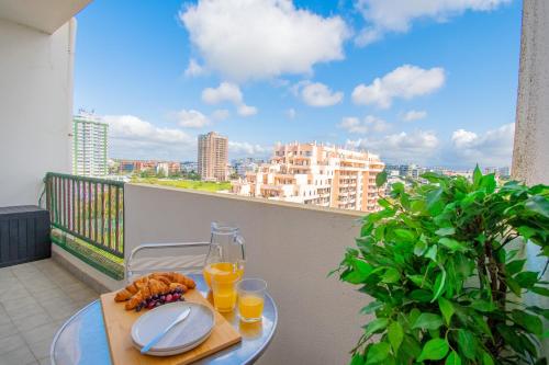 Rocha Beach Apartment, with Pool, 100m from the beach!