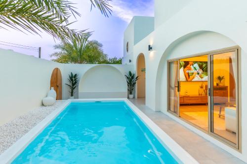 Swimmingpoolen hos eller tæt på Keep Poolvilla Bangsaen