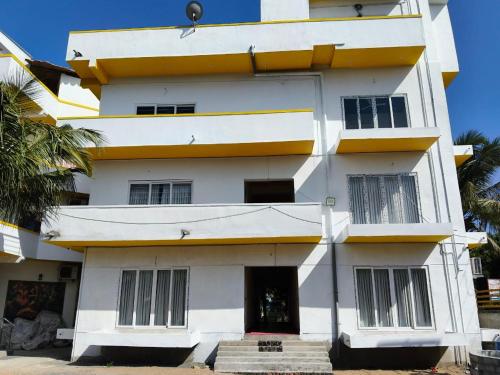 Fotografie z fotogalerie ubytování K Hotel Pondicherry v destinaci Kālapettai