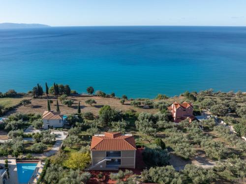 Gallery image of Delfinia in Vlachata