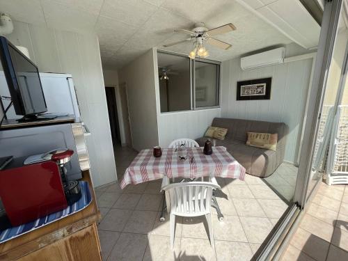 Apt studio 2 couchages CAP D'AGDE NATURISME CN060-D28