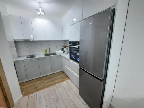 Η κουζίνα ή μικρή κουζίνα στο Apartment Hris Nikola Karev br4 stan 21