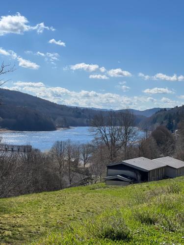 Appartement 4 pers vue lac Raviège