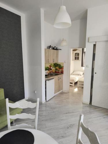 Apartament Wikoli 4