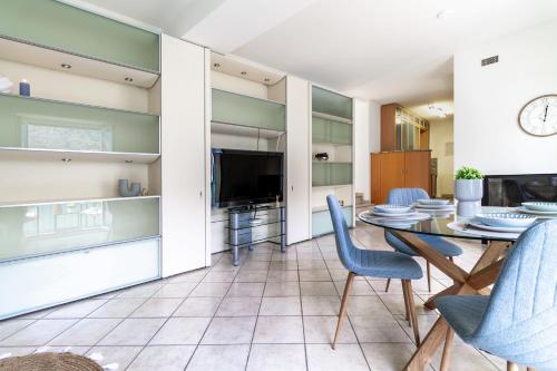 Lakeside Village Apartment, Lugano