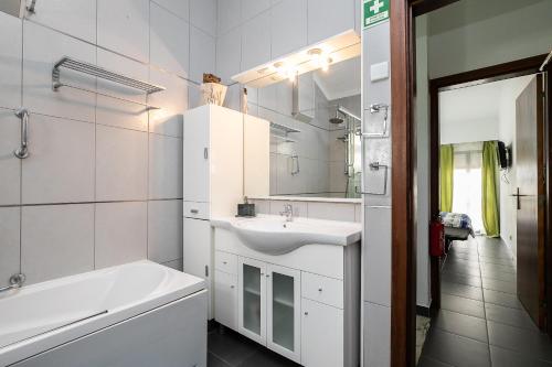NEW!! 1 Bedroom Center Tavira - R. Freiras