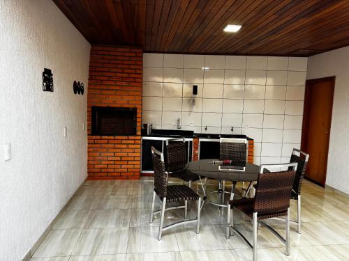 Fotografie z fotogalerie ubytování Casa elegante, próximo às cataratas v destinaci Foz do Iguaçu