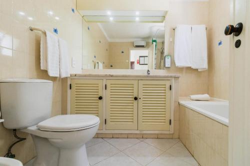Acolhedor Apt T1, vista piscina , Balaia Golf Village
