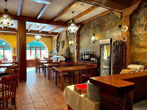Restaurace v ubytování Hotel Las Farolas