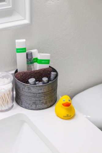 ウェスト・イエローストーンにあるLazy Duck Innのギャラリーの写真